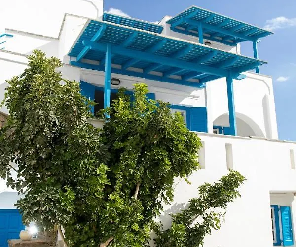 Апартаменты Flora & *