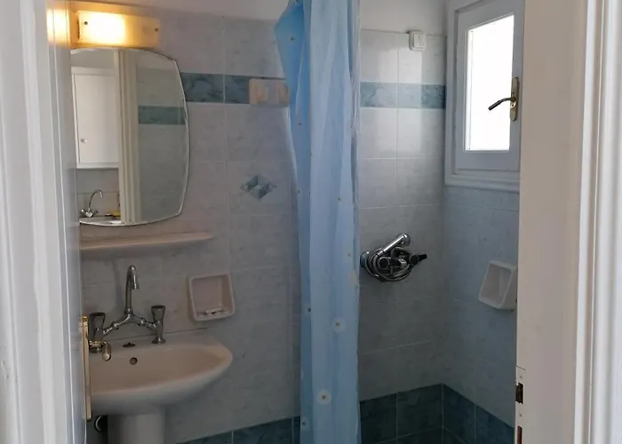 Апартаменты Flora & *