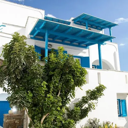 Apartament Flora & *