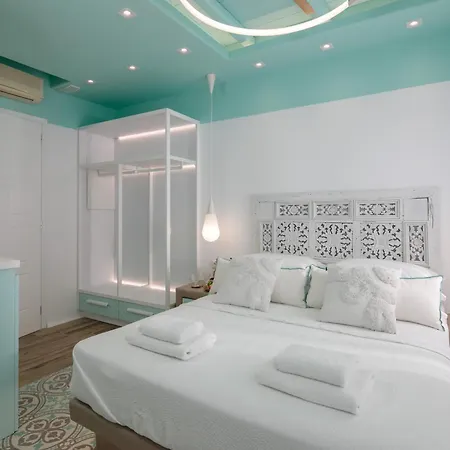 Flora & Agia Anna (Naxos)