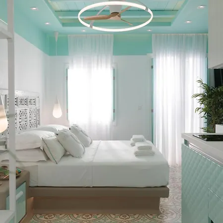 Flora & Agia Anna (Naxos)