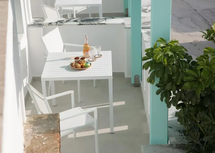 Lägenhet Flora & Agia Anna (Naxos)